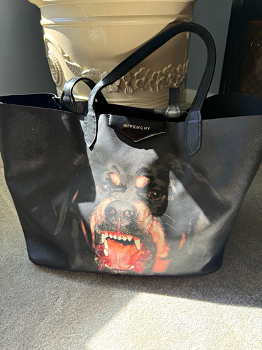 Givenchy large black tote - givenchy,